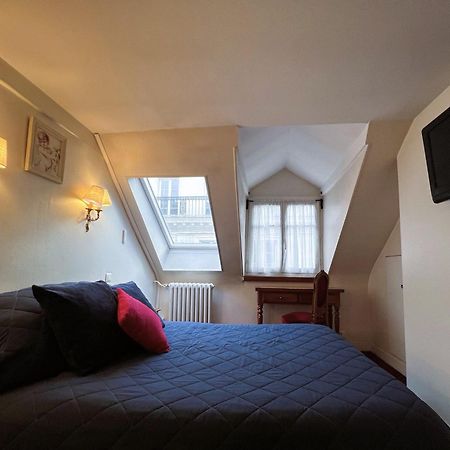 Hotel La Sanguine Париж Екстериор снимка